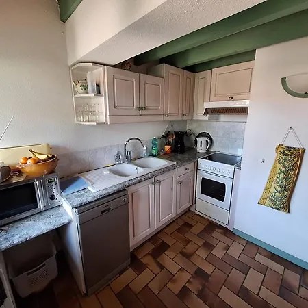 Vila Maison Familiale Avec Terrasse - 6 Pers. - Fr-1-878-51