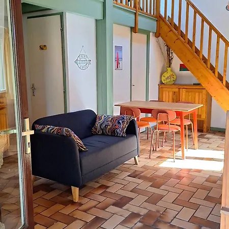 Vila Maison Familiale Avec Terrasse - 6 Pers. - Fr-1-878-51