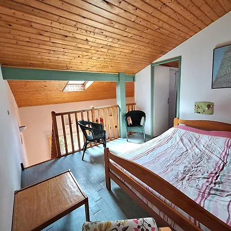 Villa Maison Familiale Avec Terrasse - 6 Pers. - Fr-1-878-51 *