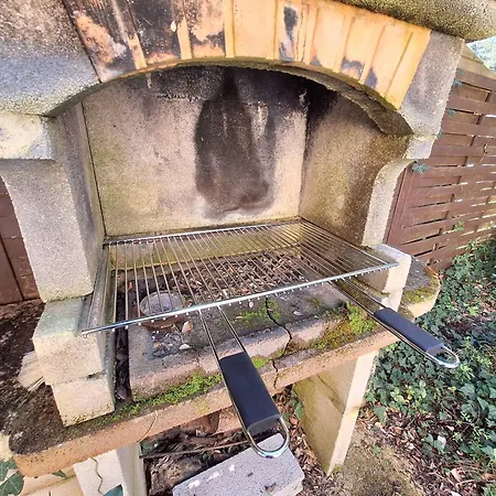 Maison Familiale Avec Terrasse - 6 Pers. - Fr-1-878-51 *